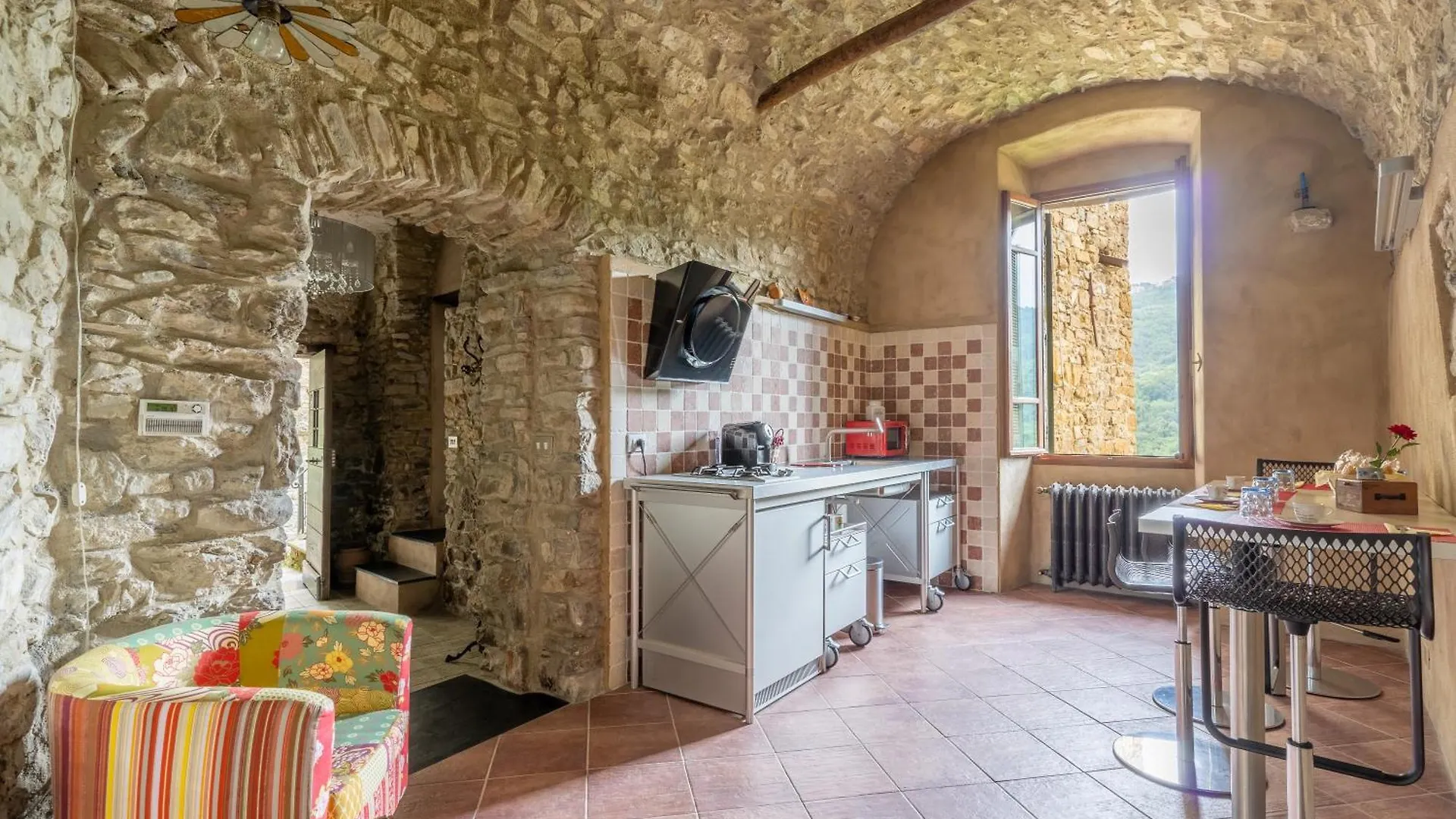 Le Chat Apricale Ιταλία